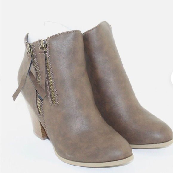 Journee Collection Shoes - Journee Collection Vally Brown Faux Leather Double Zip Ankle Boots Size 7 NEW
